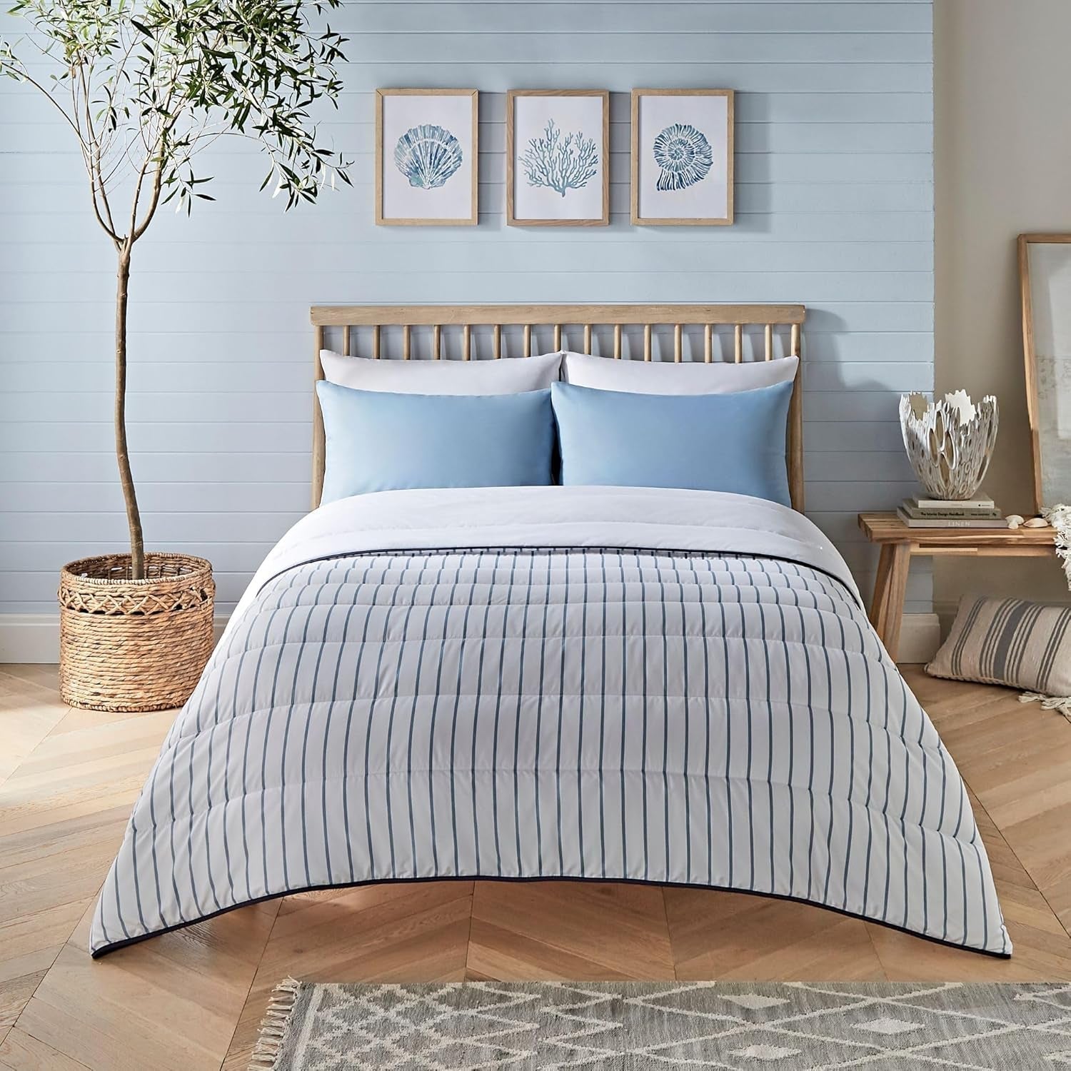 Piumino senza copripiumino Night Lark Super King 6 Tog Primavera Estate - Onde astratte. Coperta super morbida, comoda e leggera. Lavabile in lavatrice e ad asciugatura rapida, set di federe reversibili tutto in uno Naty Shop Quilts & Quilts Knitted Stripes King Size