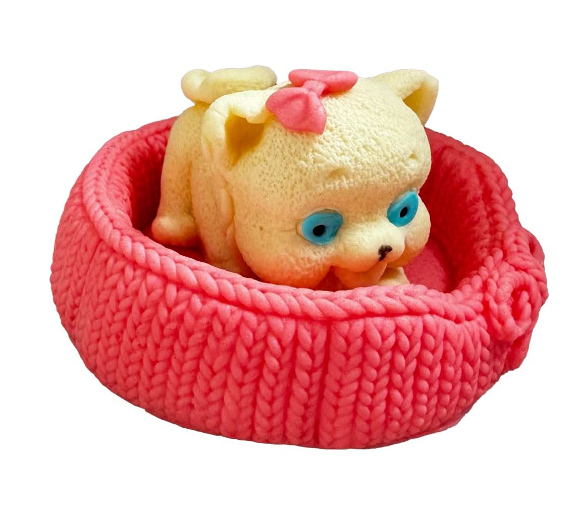 Decorazione in zucchero commestibile, Gattino in cestino Decorazioni in Pasta di Zucchero Nati Shop