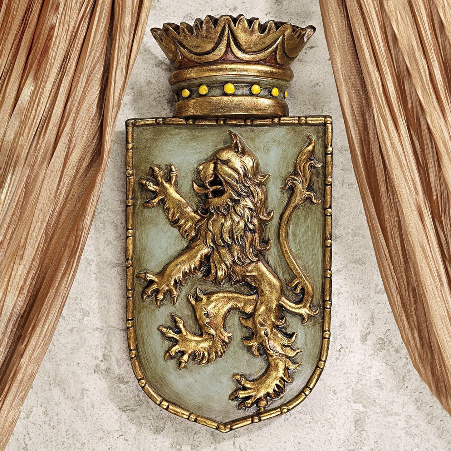 Design Toscano Scudo medievale Leone verticale, scultura da parete Statue e sculture Naty Shop
