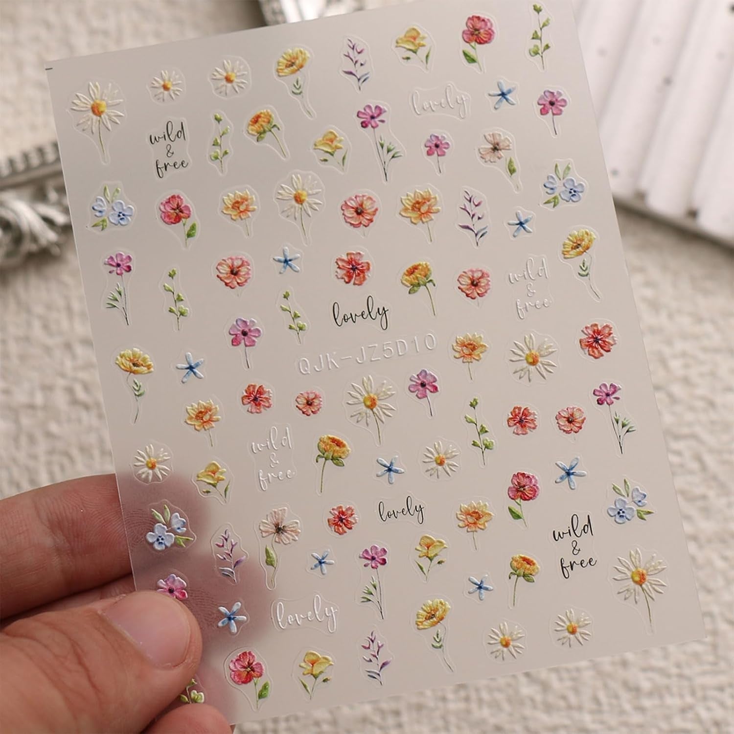 JMEOWIO 3D Nagelsticker Blumen Nail Art Sticker Selbstklebend Nagelaufkleber 5D Stereoscopico Frühling Sommer Blumen Dekoration Nageldesign Zubehör 4 Blatt