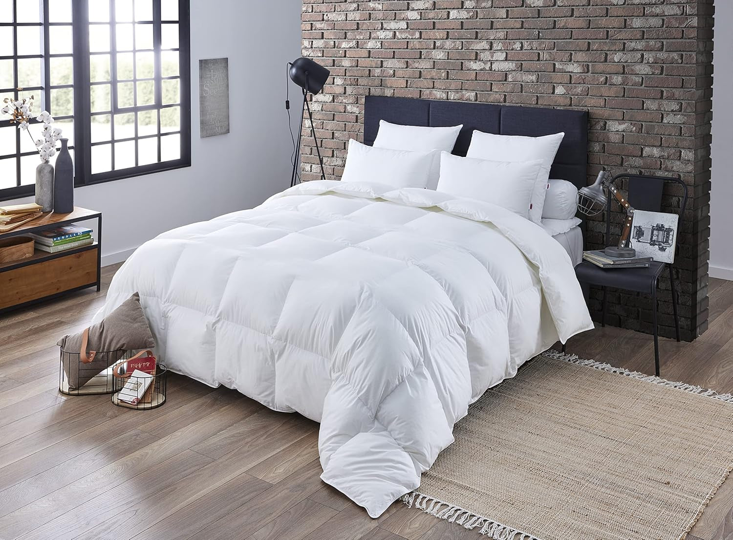DODO Piumino 40381220 Helsinki, materiale esterno in cotone percalle, imbottitura in piumino d'anatra/pelle, 240 Cm 220 Cm, bianco Trapunte e trapunte Naty Shop 220/240