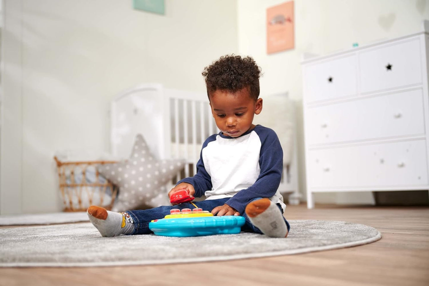 Simba 104010016 - Telefono a colori ABC, giocattolo per bambini, display girevole, canzone, telefono per giocare, telefono per imparare, con suoni diversi, 20 cm, capacità motorie, per bambini piccoli, dai 6 mesi Giocattoli per bambini Naty Shop