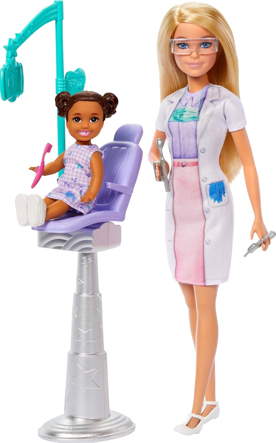 Barbie Dentista, Bambola alla moda con capelli biondi, vestito blu e camice da laboratorio, 1 bambola per bambini, accessori per esami e accessori assortiti, JCR74