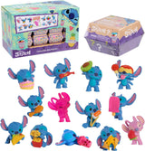 Just Play Disney Stitch Minifigure da collezione Confezione a sorpresa 5 cm Grandi figure da collezione Gli stili possono variare Giocattoli per bambini 3+ Action Figure Naty Shop Single