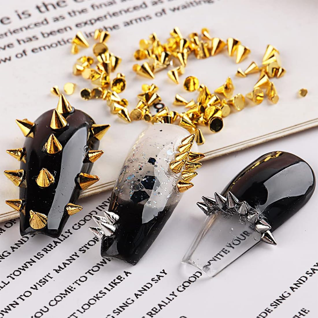 Mini Metall Nieten Punk Nail Charms Oro Argento Strasssteine ​​​​Nägel Charm Kegel Spikes Nagelschmuck Glitzersteine ​​​​Borchie per nail art Nagel Steine ​​​​Legierung Nagelanhänger Strass Nageldesign Zubehör