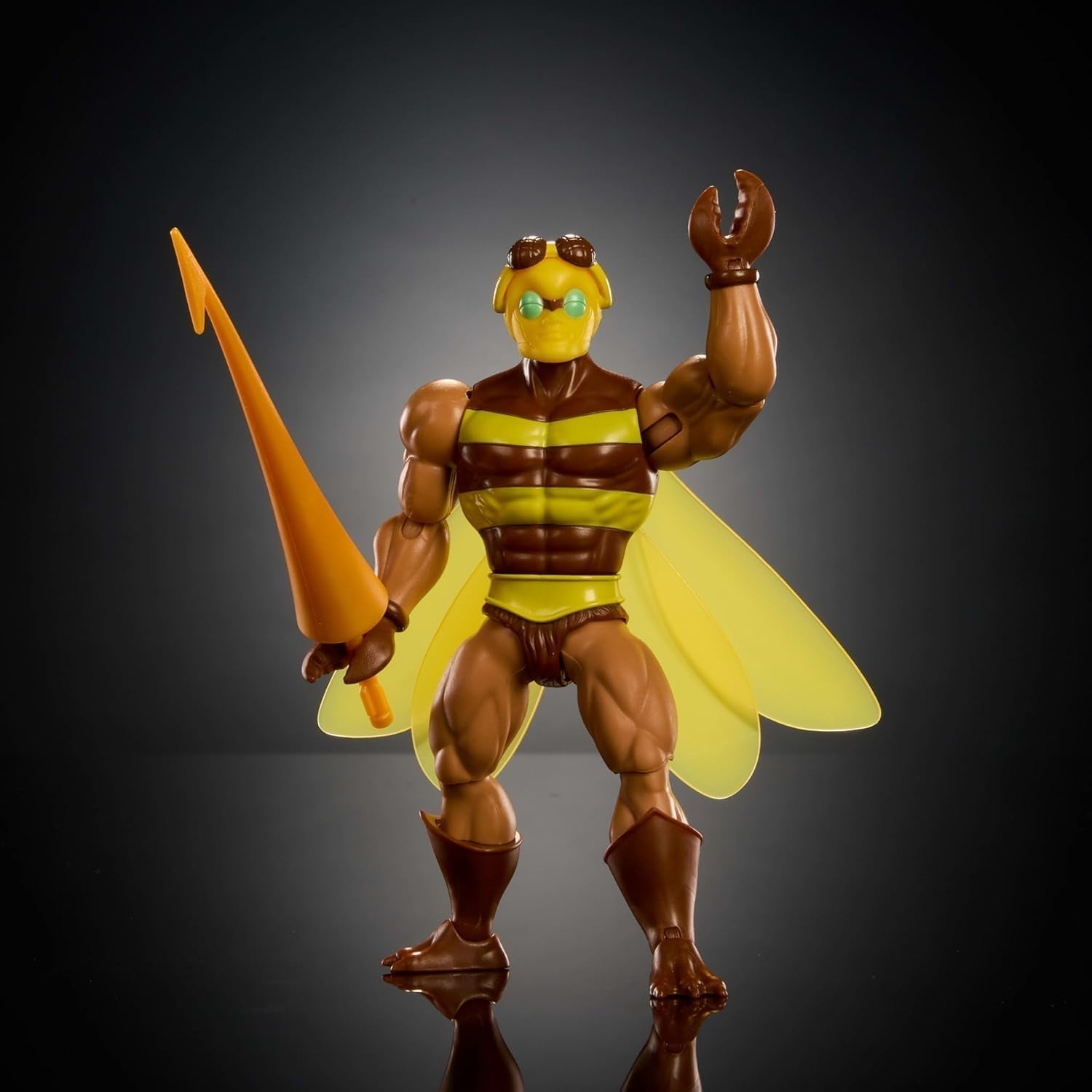 Masters of the Universe Origins Action Figure Buzz-Off dalla collezione cartoon, alta circa 14 cm, da TV anni 80, Bee Leader con ali e occhiali con Javelin, JBM88 Action figures Naty Shop