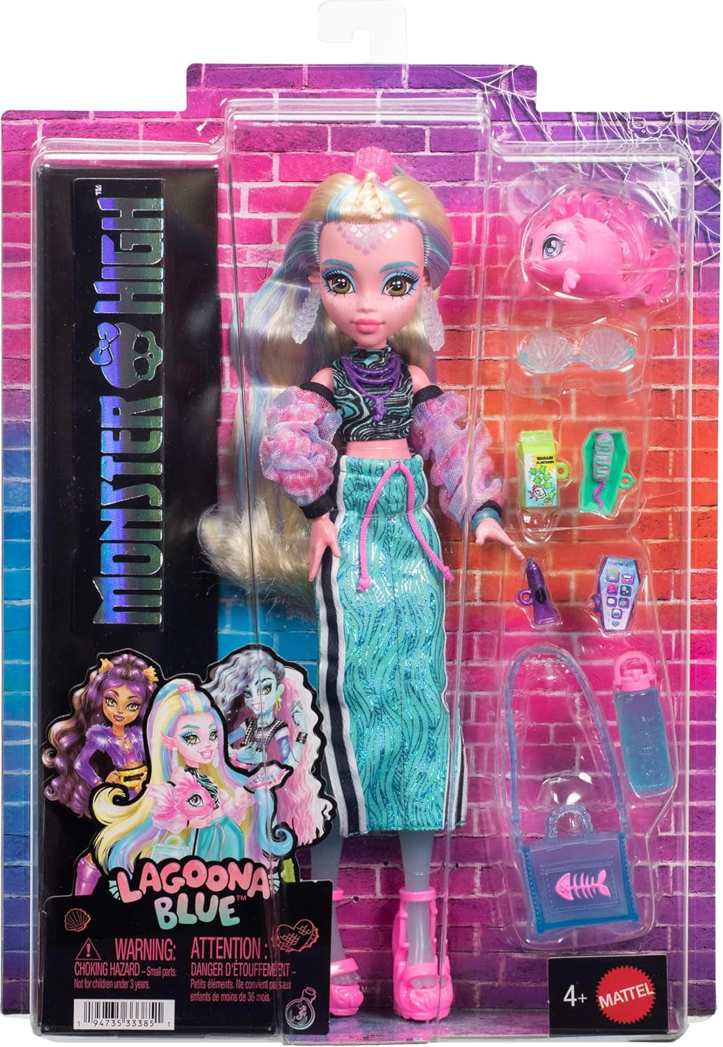 Monster High Lagoona Blu Neptuna Pesce Top Corto e Maxi Gonna Sportiva Bambola con 7 Accessori Tra Cui Occhiali da Sole a Conchiglia, Snack e Borsa, JHK33