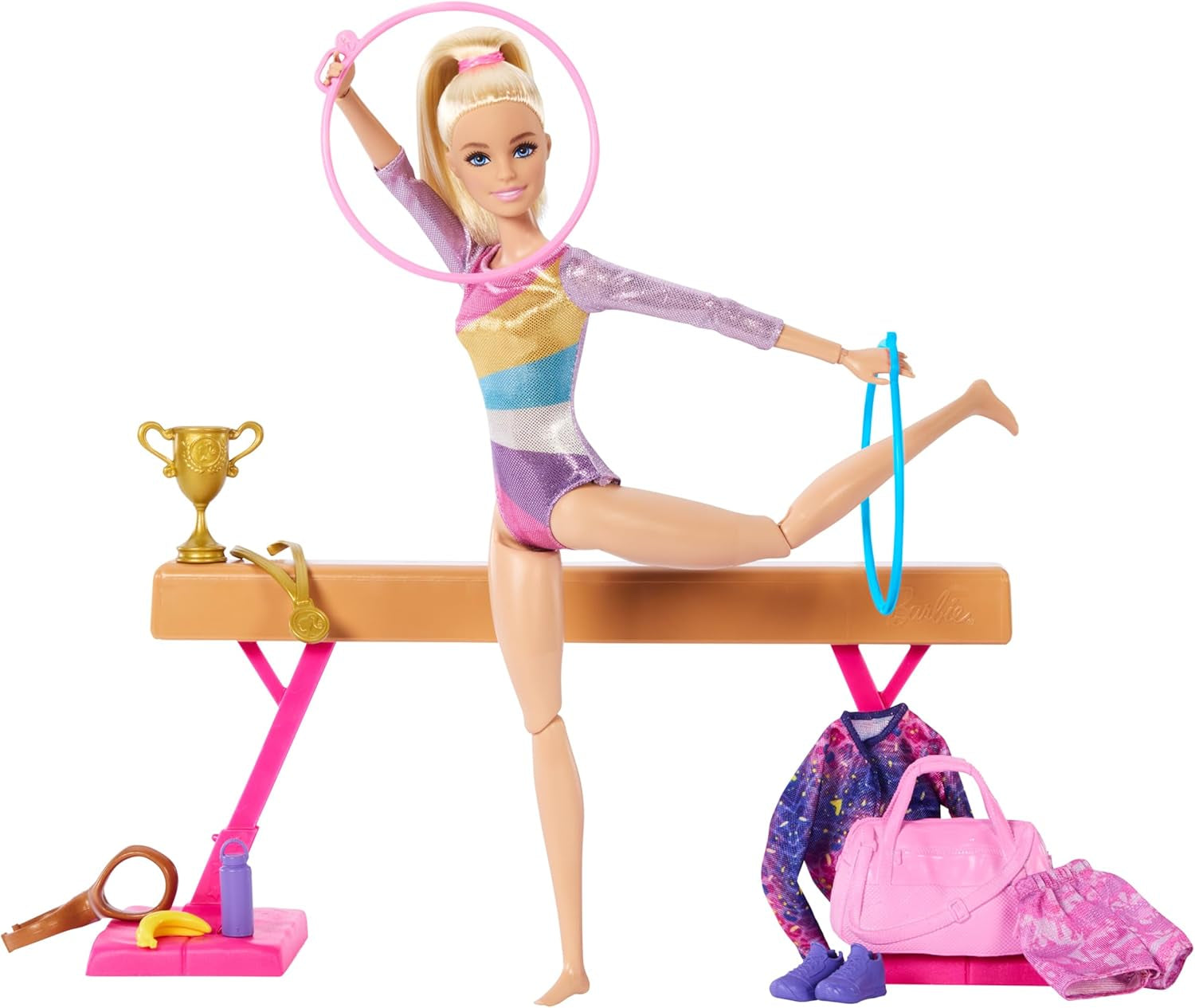 Divertente set da gioco Barbie Ginnastica con trave di equilibrio e oltre 10 pezzi a tema per storie vincenti, HRG52