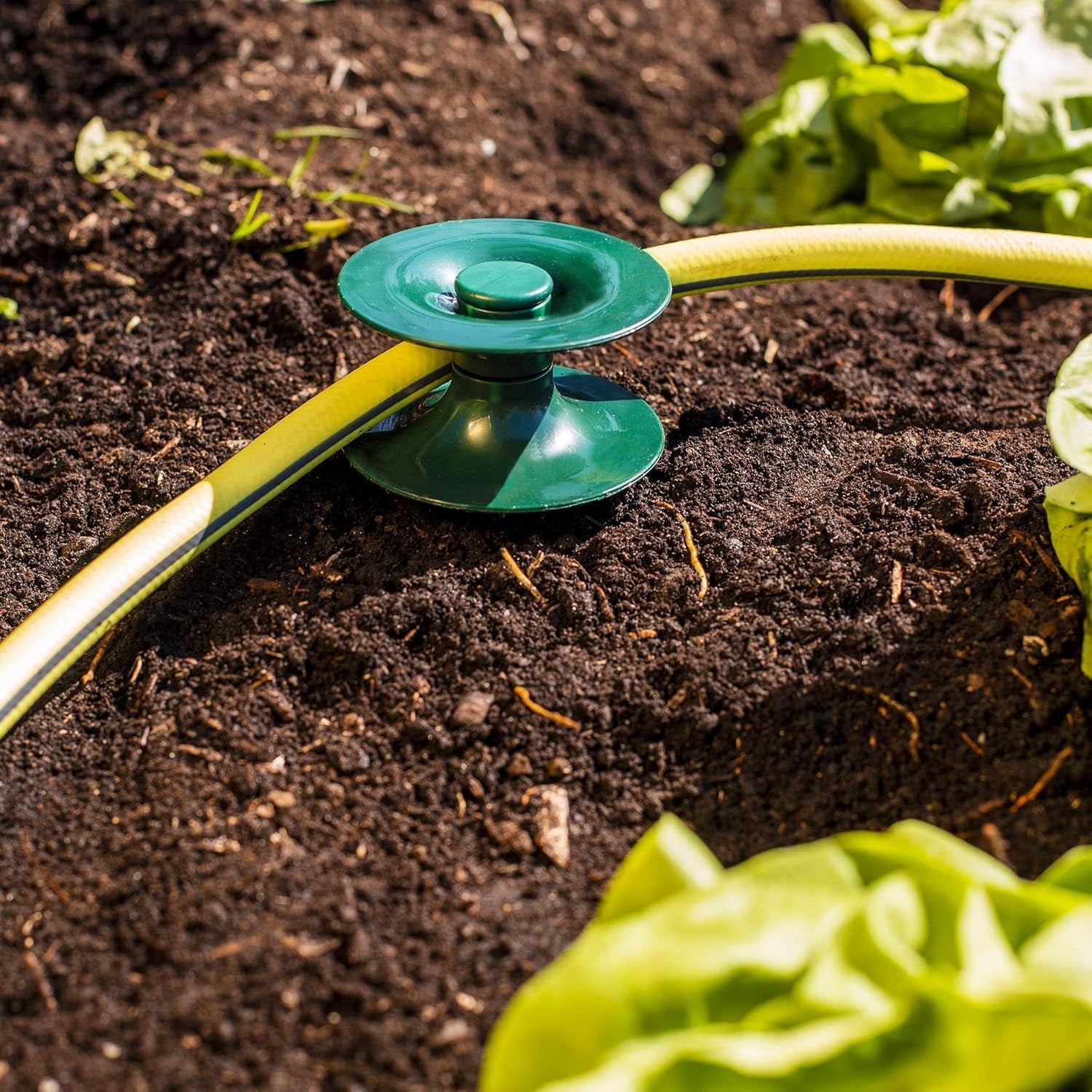 Set di 3 guide per tubo, verde, 24 x 9 cm | Tubo da giardino e guidacavo con ancoraggio a terra | Avvolgitubo per proteggere aiuole e muri di casa | Avvolgitubo per tubo e cavo da giardino