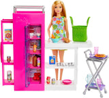 Barbie Doll Dispensa Playset con oltre 25 pezzi da cucina e accessori - Perfetto per i piccoli buongustai e regalo per bambini dai 3 anni in su, HJV38