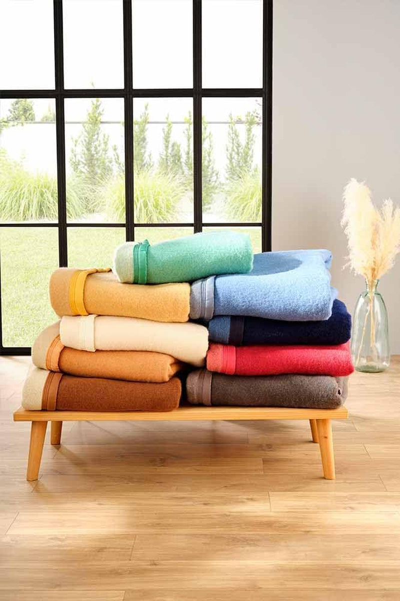 Poyet Motte AUBISQUE Coperta Lana But/Champagne, Lana, Piselli/Champagne, 240X180 Cm Piumini e Trapunte Naty Shop 240X180 Cm