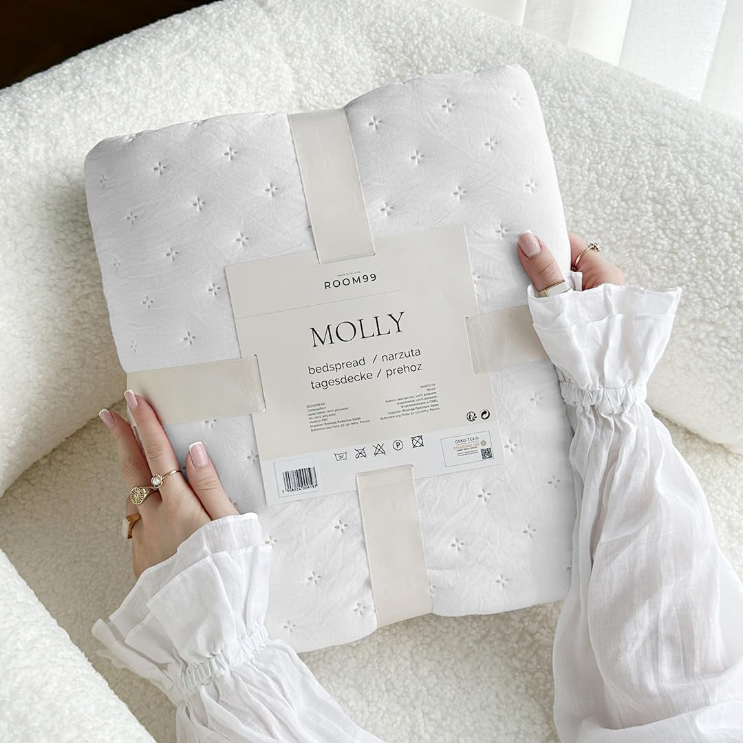ROOM99 Molly Elegante copriletto in bianco 240 x 260 cm Copriletto versatile come copriletto o divano Coperta per letto e divano Stile coperta Ideale come copriletto Letti e coperte Beuche den ROOM99-Store