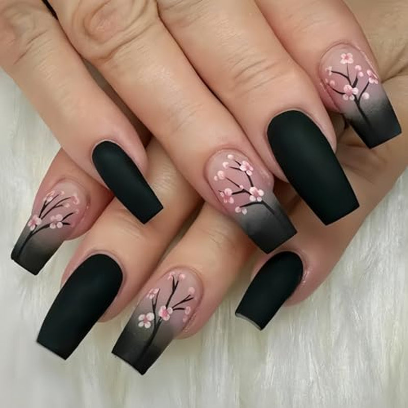 24 pezzi Autunno Nero French Press Unghie Fiore rosa Unghie lunghe Colla su unghie finte Autunno Unghie finte Set con accessori
