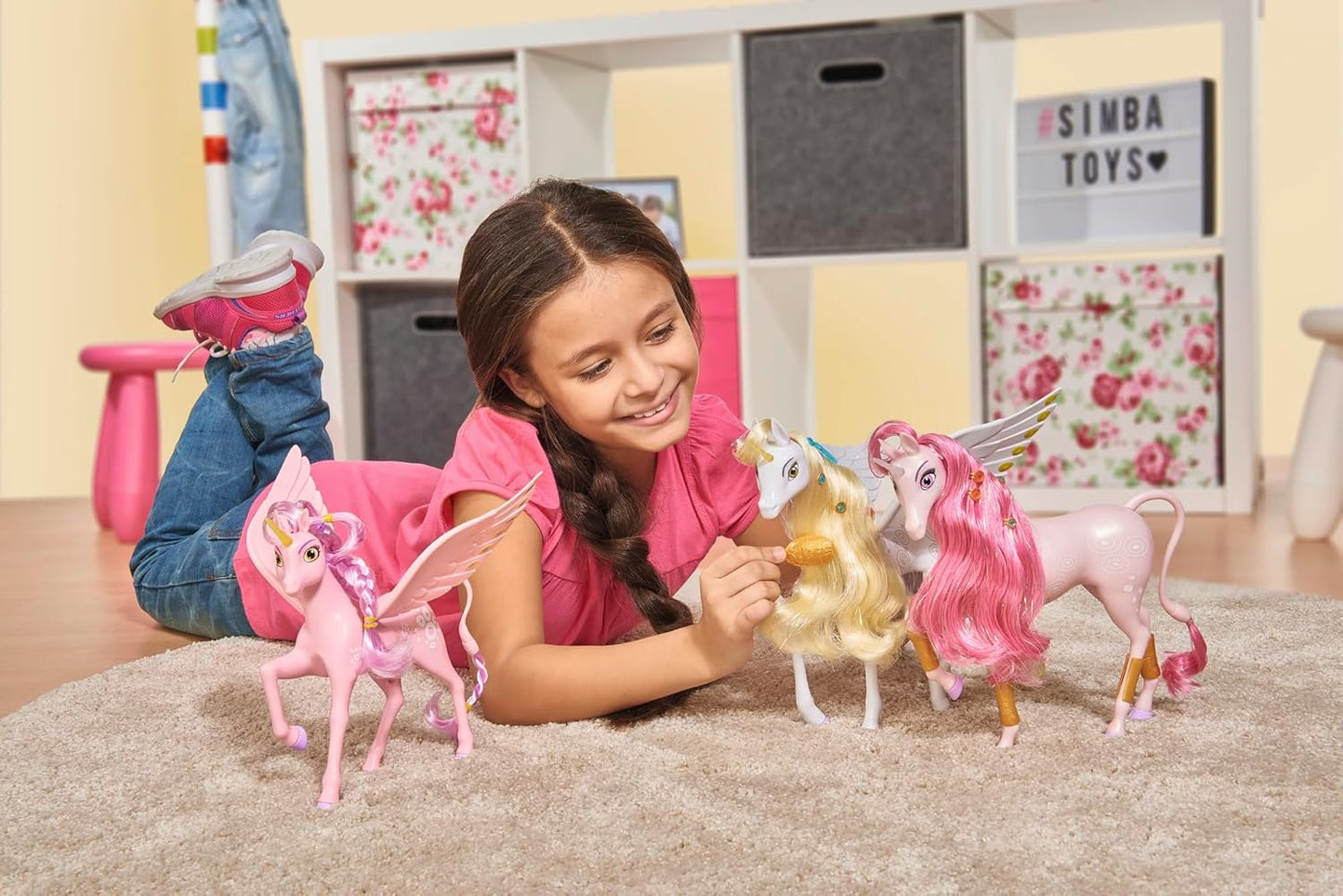 Simba 109480092 - Mia and Me Unicorn Kyara, con ali mobili, fermagli per capelli e spazzola per acconciare, 20 cm, dai 3 anni in su, rosa