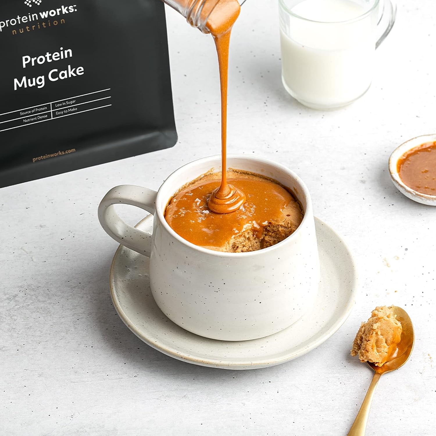 Protein Works Protein Tassenkuchen | Crema al cioccolato | Dieser Köstliche Nachtisch Ist Sehr Protein- Und Ballaststoffreich| Miscela da 500G per panificazione e cottura Naty Shop
