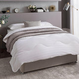Piumino in seta Boutique, biancheria da letto di lusso, lavabile in lavatrice (13,5 Tog, matrimoniale) Naty Shop Piumini e trapunte