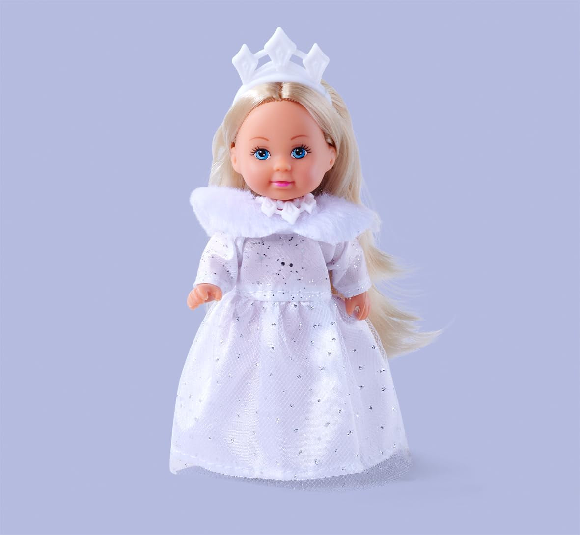 Simba Evi, Principessa dei Sogni d'Amore, Gioca con la Bambola con un Abito Invernale da Sogno con Finiture in Pelliccia ed Elementi Glitter, 12 cm, da 3 Anni in su