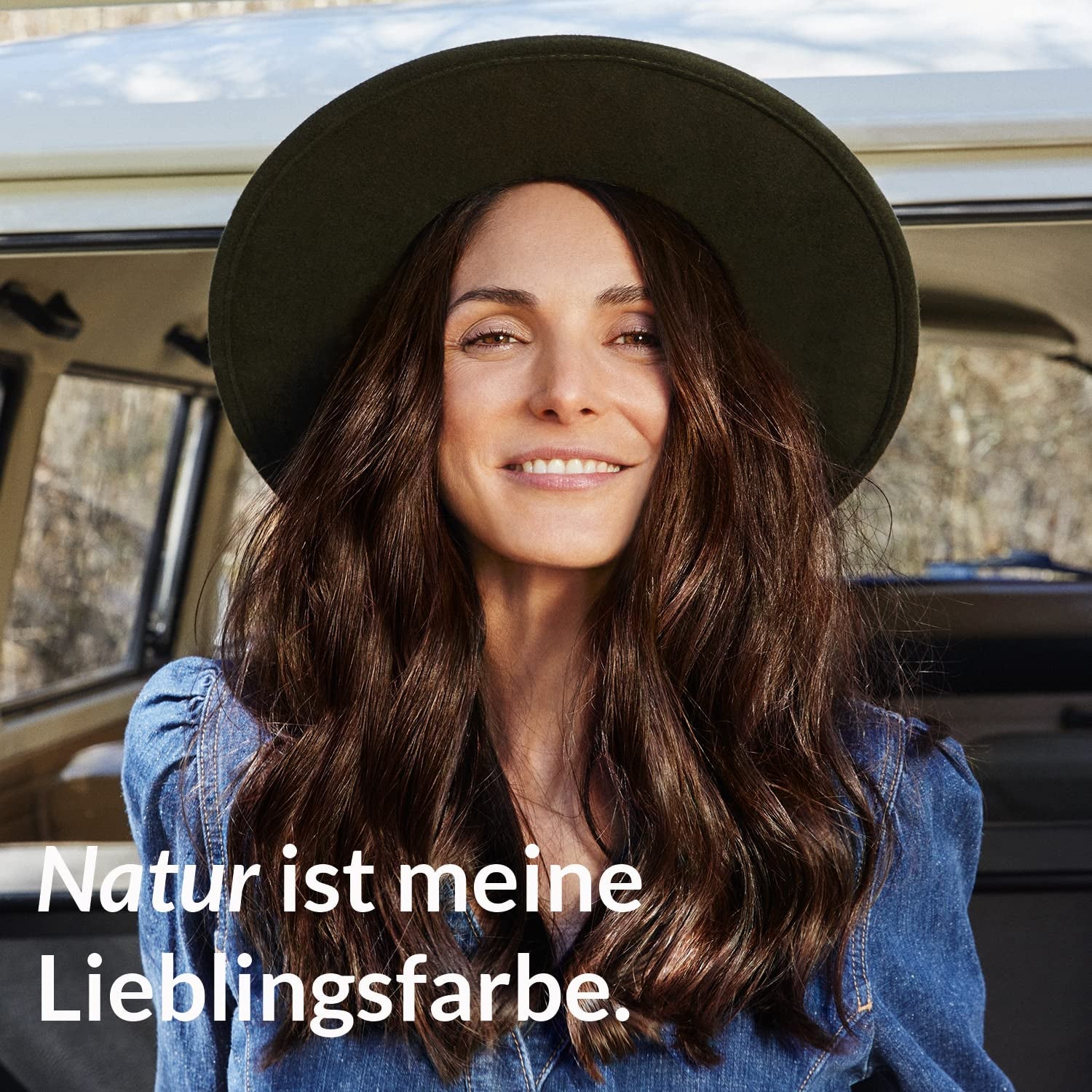 LOGONA Natural Cosmetics Tintura per capelli nutriente alle erbe, Tintura per capelli vegana in polvere di henné biologico per colore e lucentezza intensi, Tintura per capelli alle erbe in Biondo ramato (biondo), 1 x 100 g di tinture per capelli Naty Shop