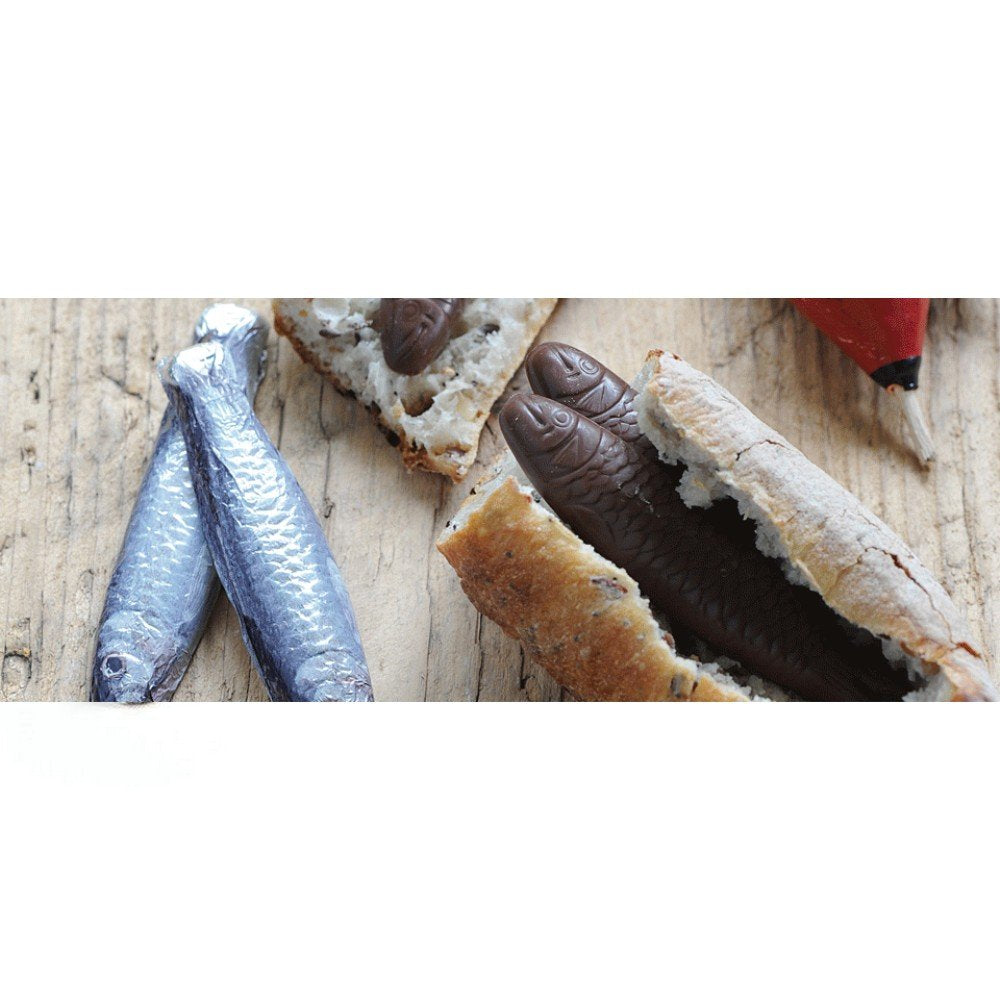 Sardine al cioccolato - in scatola - cinque pesci al cioccolato | Divertente regalo di cioccolato | Pesce Al Cioccolato | Figure di pesci | Niente alcol