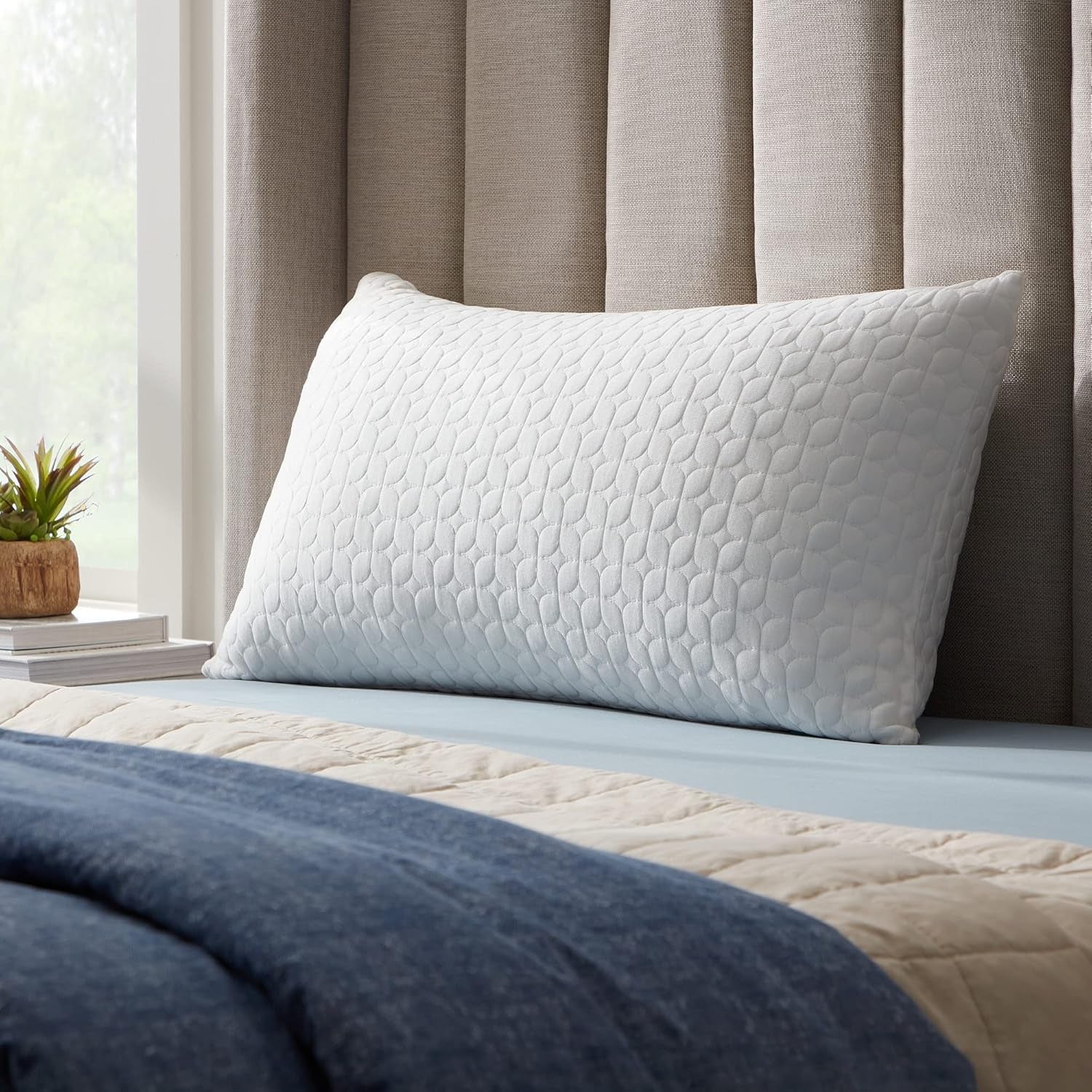 Cuscino LUCID 40 X 80 cm con imbottitura ibrida in memory foam triturato e microfibra - imbottitura rimovibile e regolabile - fodera lavabile - per chi dorme sul fianco, sulla schiena e sulla pancia Cuscini standard Naty Shop 40 X 80 cm