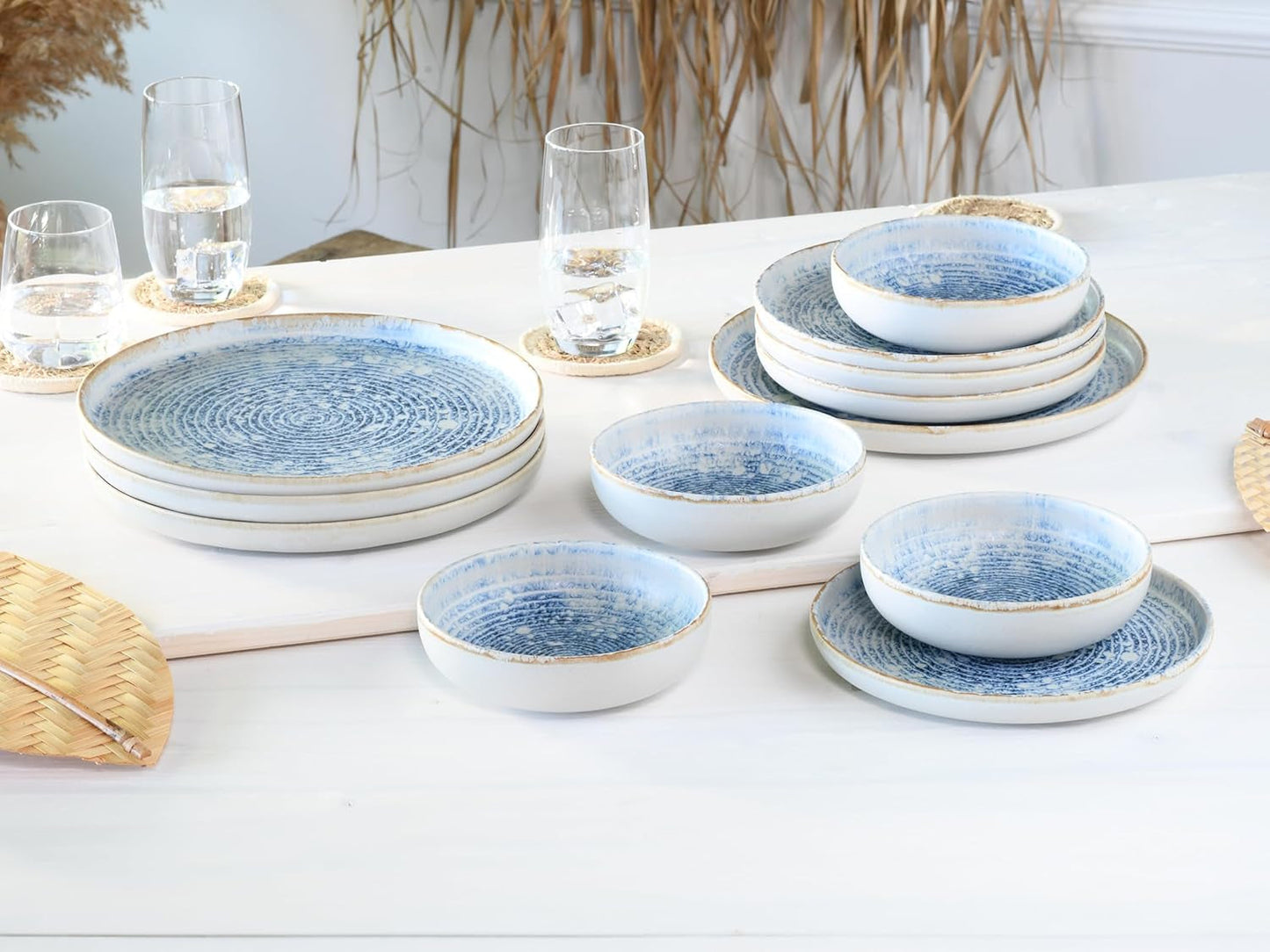 CreaTable, 21652, serie Uno Mykonos, set di stoviglie da 12 pezzi, set di piatti in porcellana, lavabile in lavastoviglie e adatto al microonde, prodotto in Portogallo