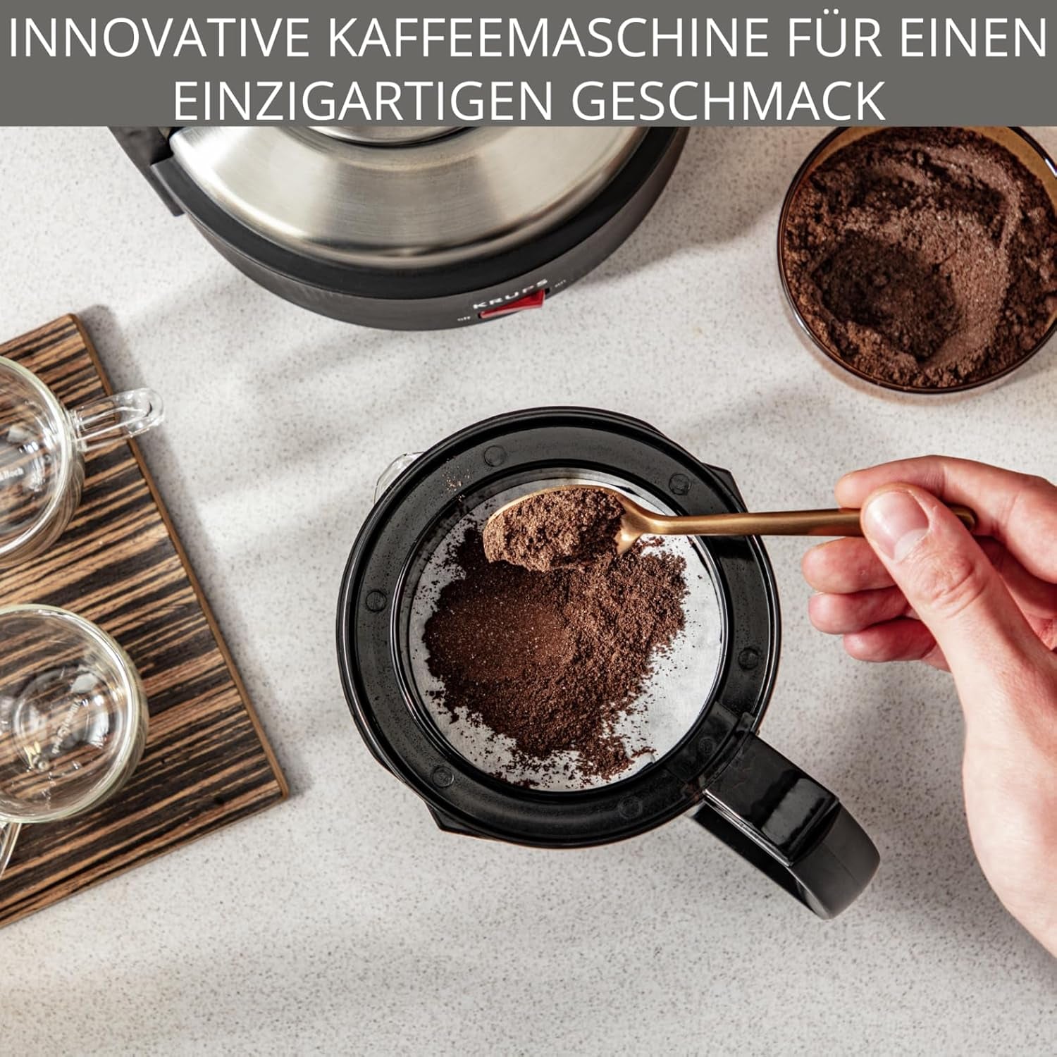Macchina per caffè espresso con filtro Krups T8, 850 Watt, spegnimento automatico, 8-12 tazze, capacità 1 litro, filtro permanente, interruttore on/off illuminato, facile da usare, nero, KM4689