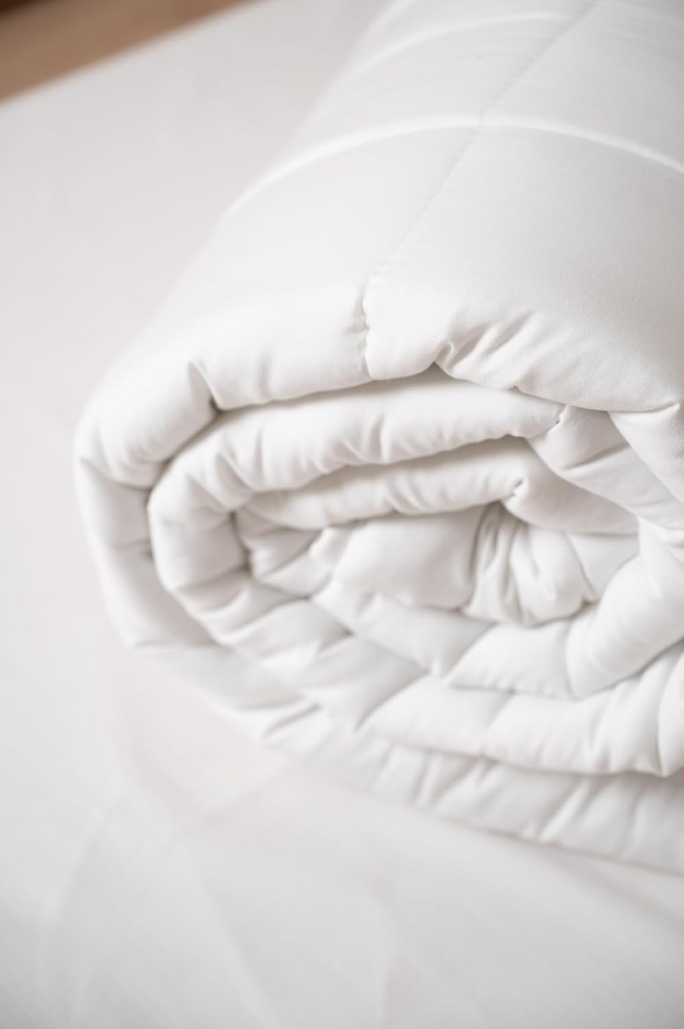 Piumino TRAMAS+ 200 Gr/M² per letto in fibre cave siliconate - 150X220 Cm - Certificato Oeko Tex - Bianco, morbido, caldo, minimalista - Letto 90 Cm Piumini e Trapunte Naty Shop