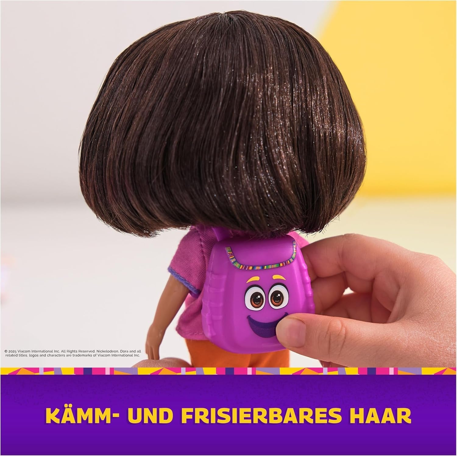 DORA - Bambola Best Friend - Misura 22 cm, con capelli pettinabili, cartella e stivali da scimmia, conosciuta dalla popolare serie TV, per bambini dai 3 anni in su