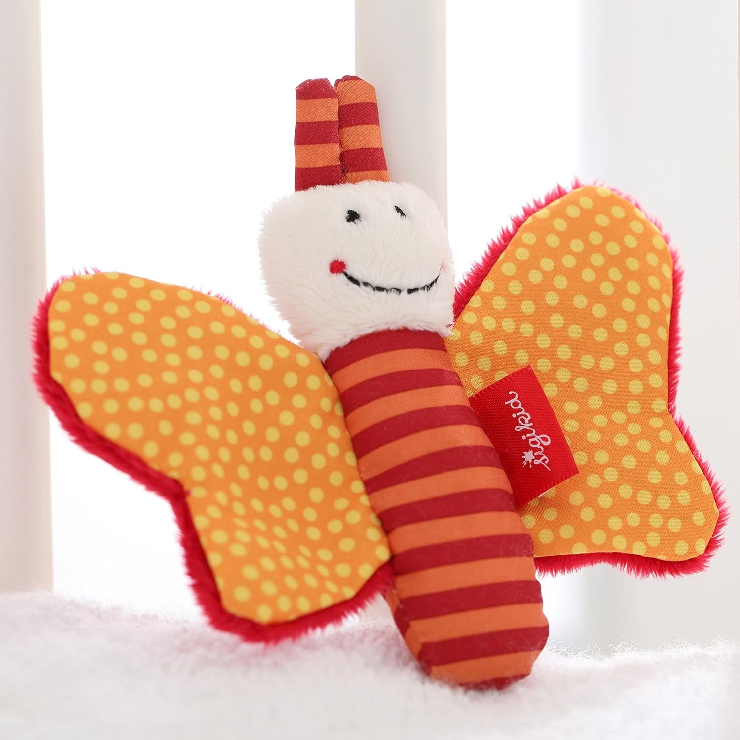 41174 Serpente a sonagli Stelle rosse giocattolo per bambini e bambine consigliato dalla nascita marrone & 41181 Giocattolo cattura farfalla Stelle rosse giocattolo per bambini e bambine consigliato dalla nascita arancione Bebe Naty Shop Toys