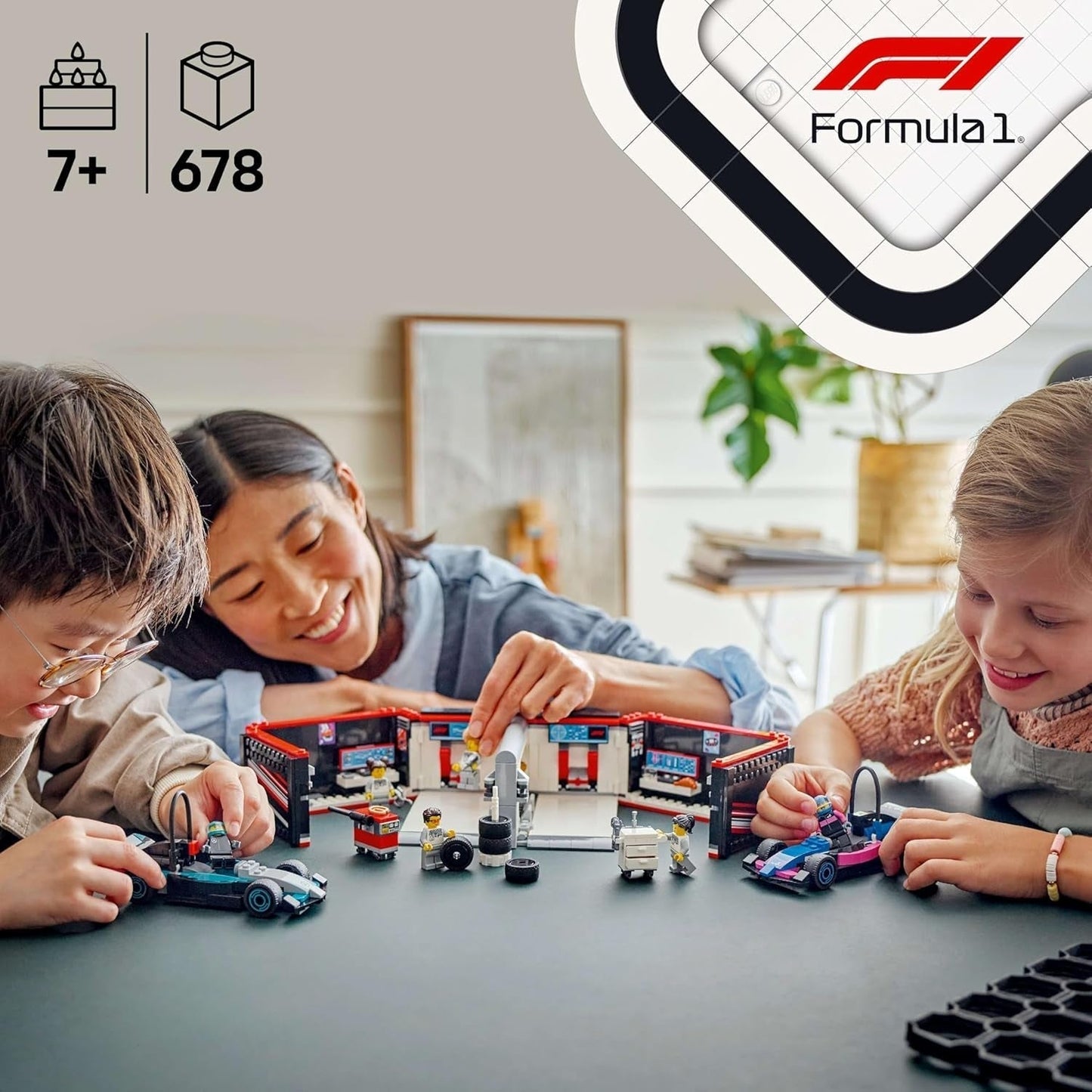Garage F1 LEGO City con auto da corsa Mercedes-Amg e Alpine - Auto da corsa di Formula 1 con 2 piloti e 4 minifigure meccaniche - Regalo per ragazzi e ragazze 7+ e fan 60444 Besuche den LEGO-Store Building Sets