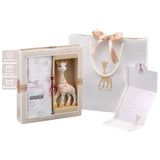 Set regalo compleanno Sophie la Giraffa Pouet sonaglino Sophiesticated 00012 Toys Bebe Naty Shop Stele Sophie La Girafe set coperta e giocattolo da dentizione per bambini