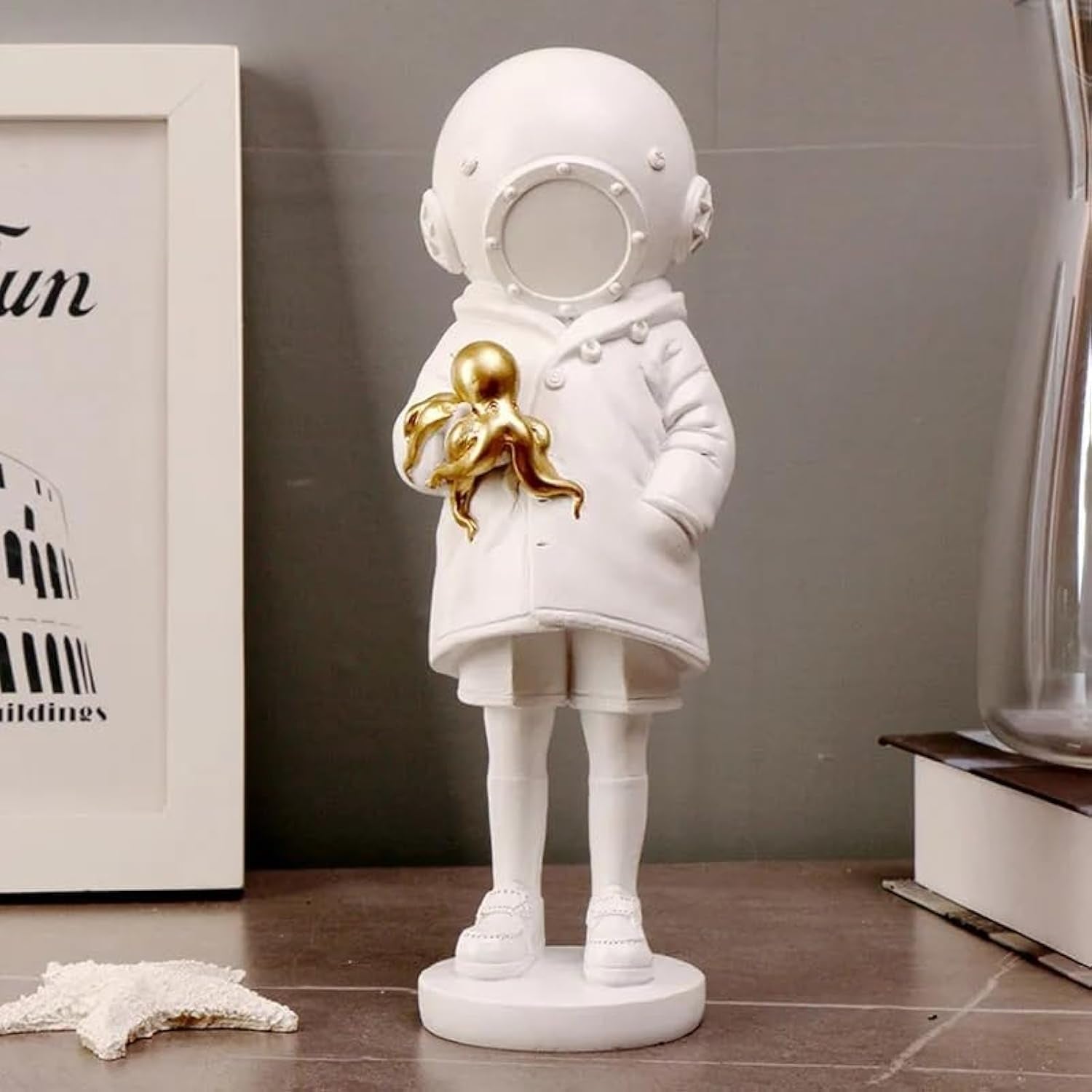 Cute Balloon Girl Resina Scultura Decorazione della casa Statua Banksy Cuore rosso Ragazza Palloncino Figura Scultura di arte moderna per tavolo Scaffale Decor Statue e sculture Naty Shop Shenqianzhe8
