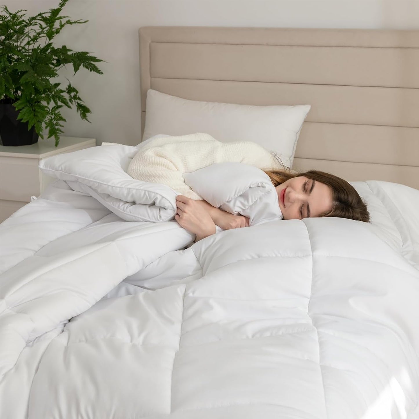 Good Nite Set Biancheria da Letto per Letto Singolo, 15 Tog, Calore Invernale, Letto Singolo, Morbido Poliestere, Fibra Cava, Lenzuola Bianche con Strisce Angolari, Lavabile in Lavatrice (Bianco, 15 Tog, 130 X 150 cm) Naty Shop Trapunte e Trapunte