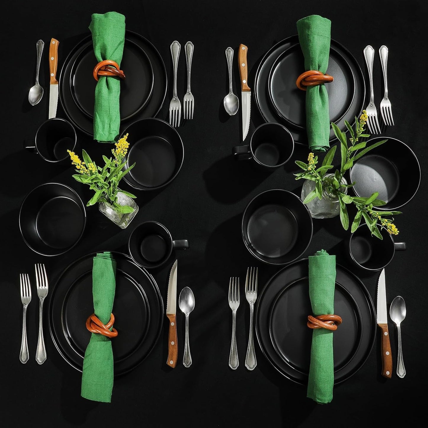 Set di stoviglie Bowery, 32 pezzi, nero opaco, gres, piatti, ciotole e tazze, per 8 persone