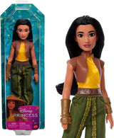 Mattel Disney Toy Raya bambola articolata con vestiti e accessori Regalo ispirato al film Disney per bambini HLX22