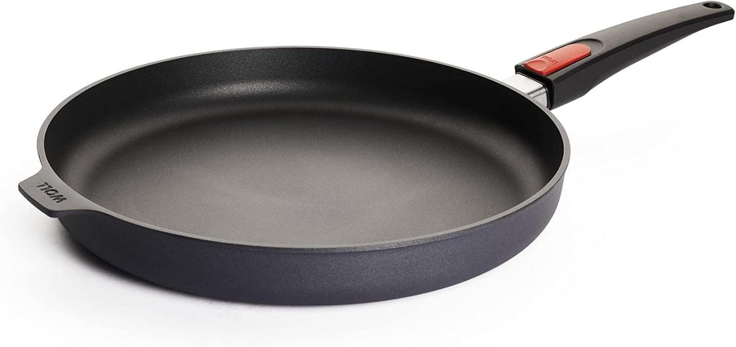 Padella Piana Woll Diamond Lite - Induzione -, Ø 20 Cm, Altezza 5 Cm, Con Manico Removibile - Adatta a tutti i tipi di piano cottura, Fusione di alluminio, Rivestimento Antiaderente Naty Shop Pentole e Padelle Ø 32 Cm