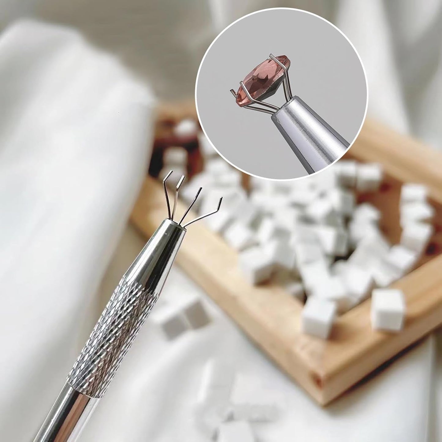 100 pezzi di nail art con foro per piercing, accessori per nail art con foro per piercing, applicatore con pennello in spugna, disegno di rendering artistico, per modelli di nail art sfumati.