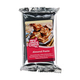 Pasta di mandorle FunCakes (1:1): gusto delizioso, consistenza fine, facile da spalmare, pasta di mandorle, perfetta per torte e biscotti. Halal e senza glutine. 250 g (confezione da 2) Pasta di zucchero Naty Shop 250 grammi