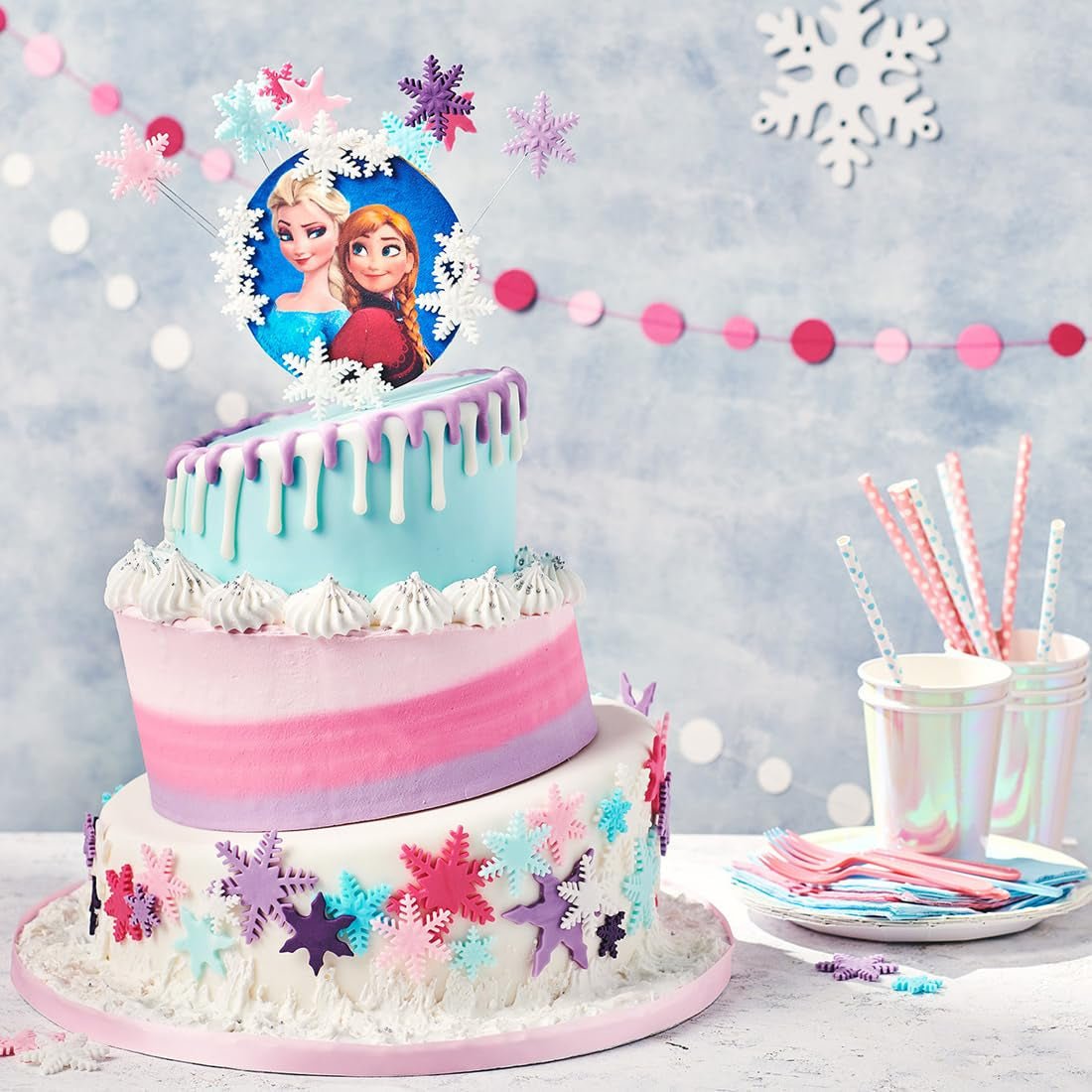 FunCakes Roll Fondant Bright White: facile da usare, liscio, flessibile, morbido e plasmabile, perfetto per decorare torte halal, kosher e senza glutine. 5 kg (da 2 a 2,5 kg) di pasta di zucchero Naty Shop