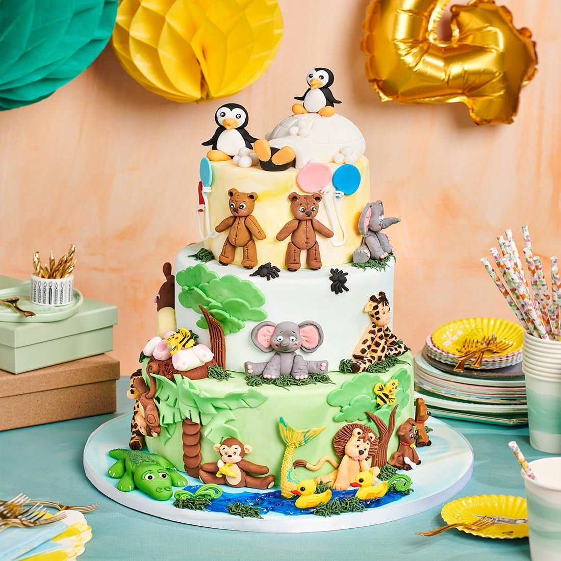 FunCakes Roll Fondant Elegant Avorio: facile da usare, liscio, flessibile, morbido e plasmabile, perfetto per decorare torte, halal, kosher e gluten free, 250g Naty Shop Pasta di zucchero
