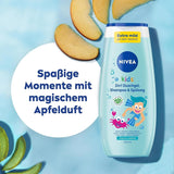 Gel doccia, shampoo e balsamo NIVEA KIDS 3in1, cura e pulizia per bambini al magico profumo di mela, cura extra delicata e senza sapone per i capelli e la pelle dei bambini (250 ml) Bambini - Bagno e cura della pelle Naty Shop