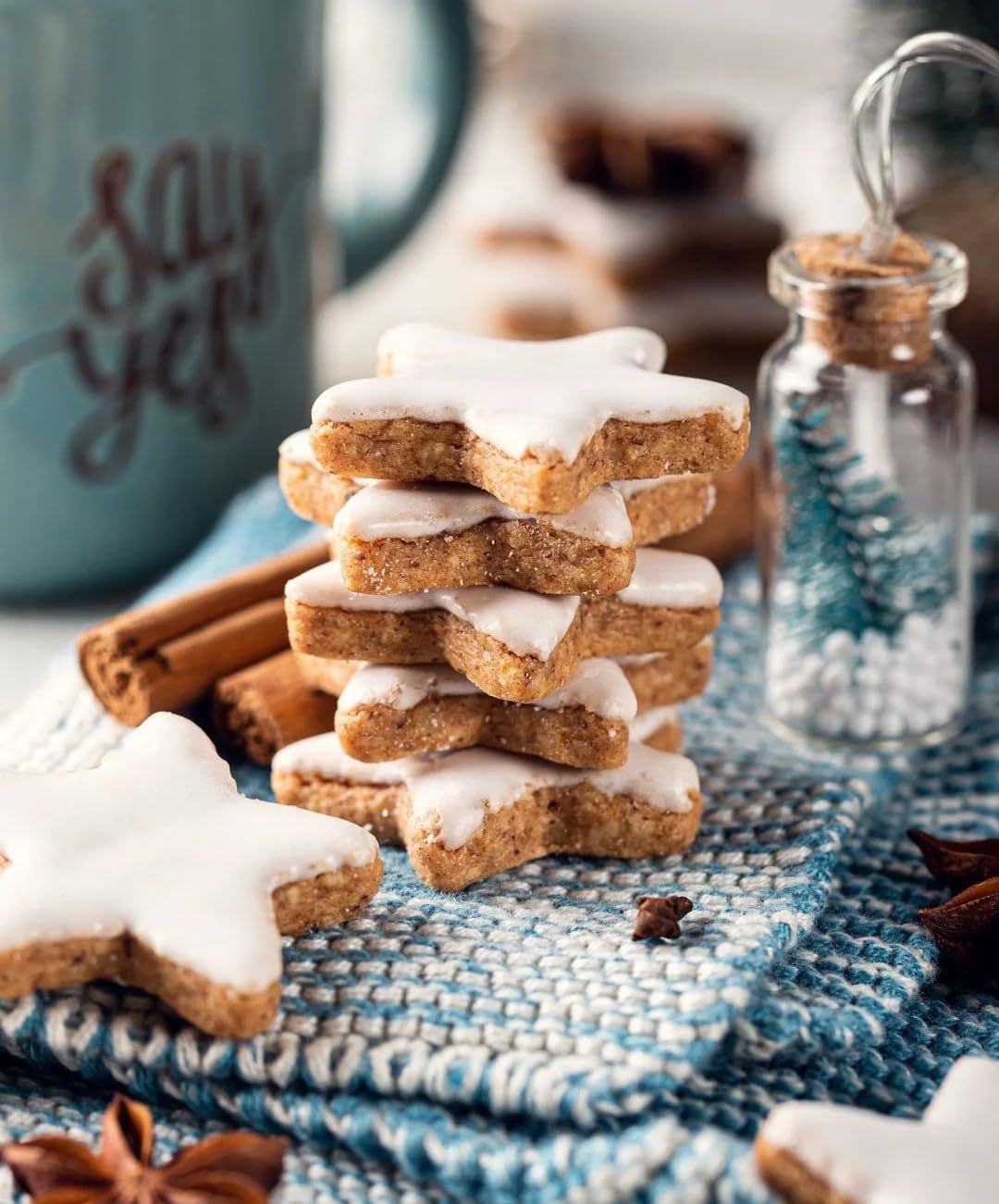 Glassa RUF pronta all'uso, utilizzabile subito senza mescolare, glassa per biscotti e torte, come base glassa di zucchero o per colorare e aromatizzare, 1 x 150g (confezione da 4) Naty Shop Pasta di zucchero