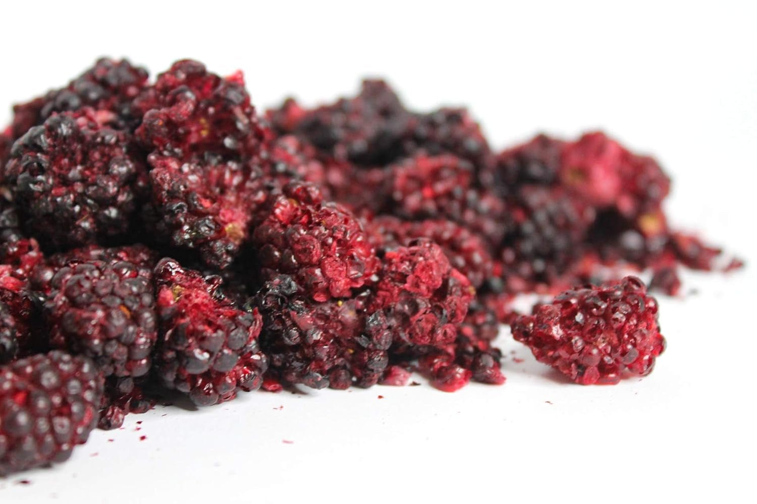 More intere liofilizzate 100g - Frutta liofilizzata - Frutta secca liofilizzata - More intere liofilizzate per cuocere al forno, decorare torte, snack, muesli, dessert Prodotti disidratati Naty Shop