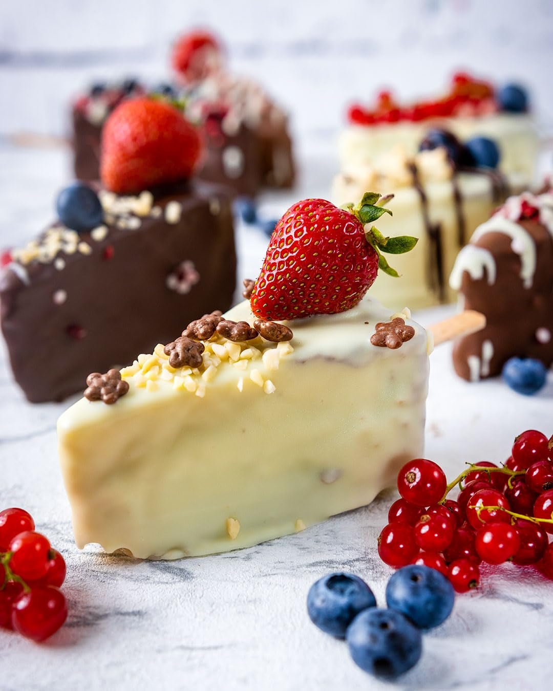 RUF Cake Glaze Vaniglia Bourbon, busta da 100 g, adatta al microonde, per glassare e decorare biscotti, muffin e torte, senza glutine (confezione da 4) Naty Shop Pasta di zucchero
