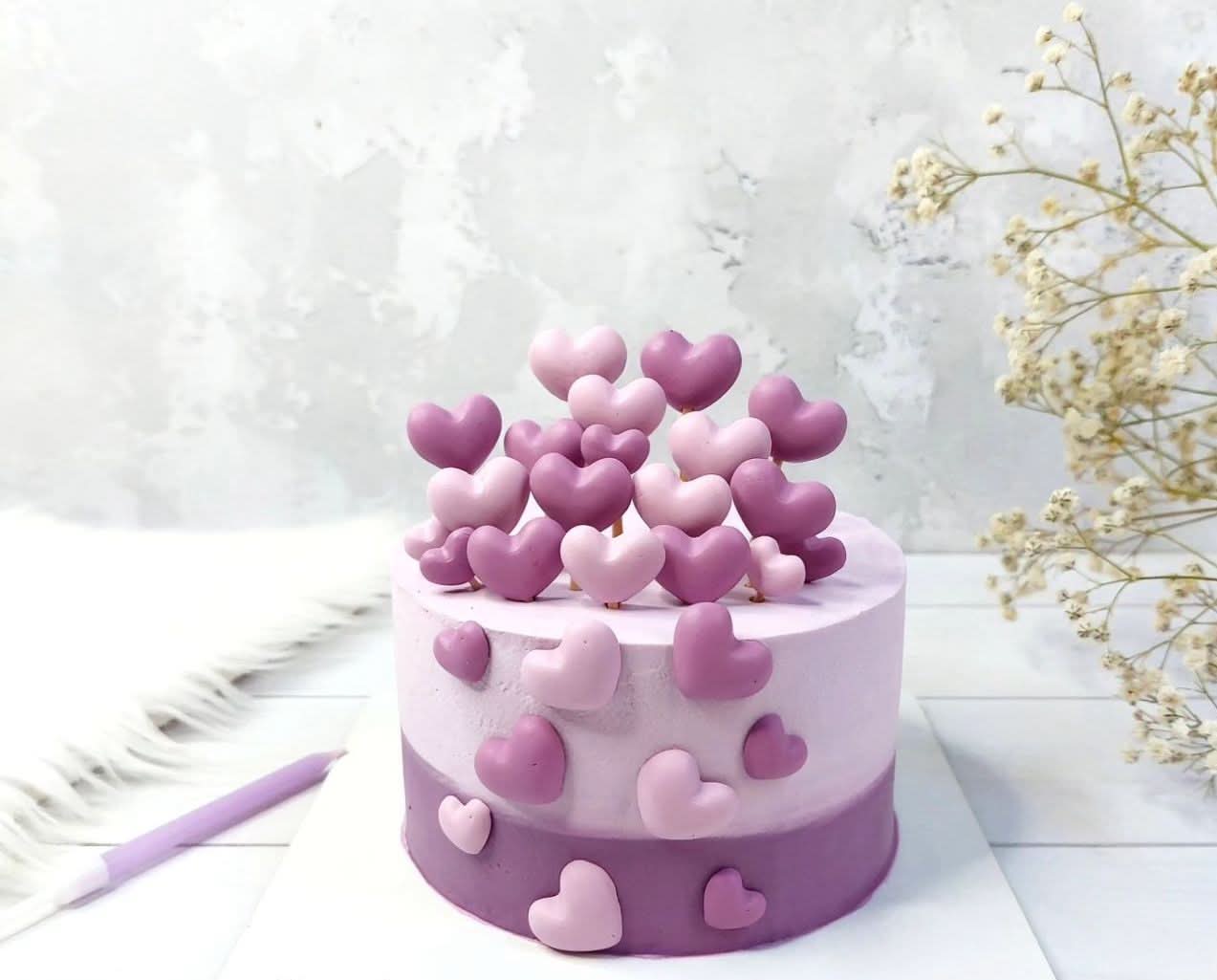 Set 6 decorazioni in zucchero commestibile, Decorazioni in Pasta di Zucchero Cuori Viola Naty Shop