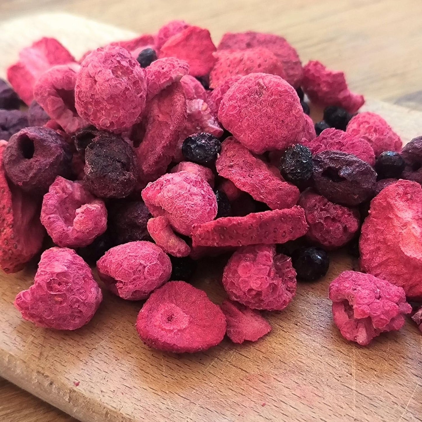 Mix di frutta liofilizzata Super Berries | XL 300g Frutta secca senza zucchero | Frutta secca | Frutta secca Fragole liofilizzate Lamponi Mirtilli liofilizzati ZingyZoo Prodotti disidratati Naty Shop