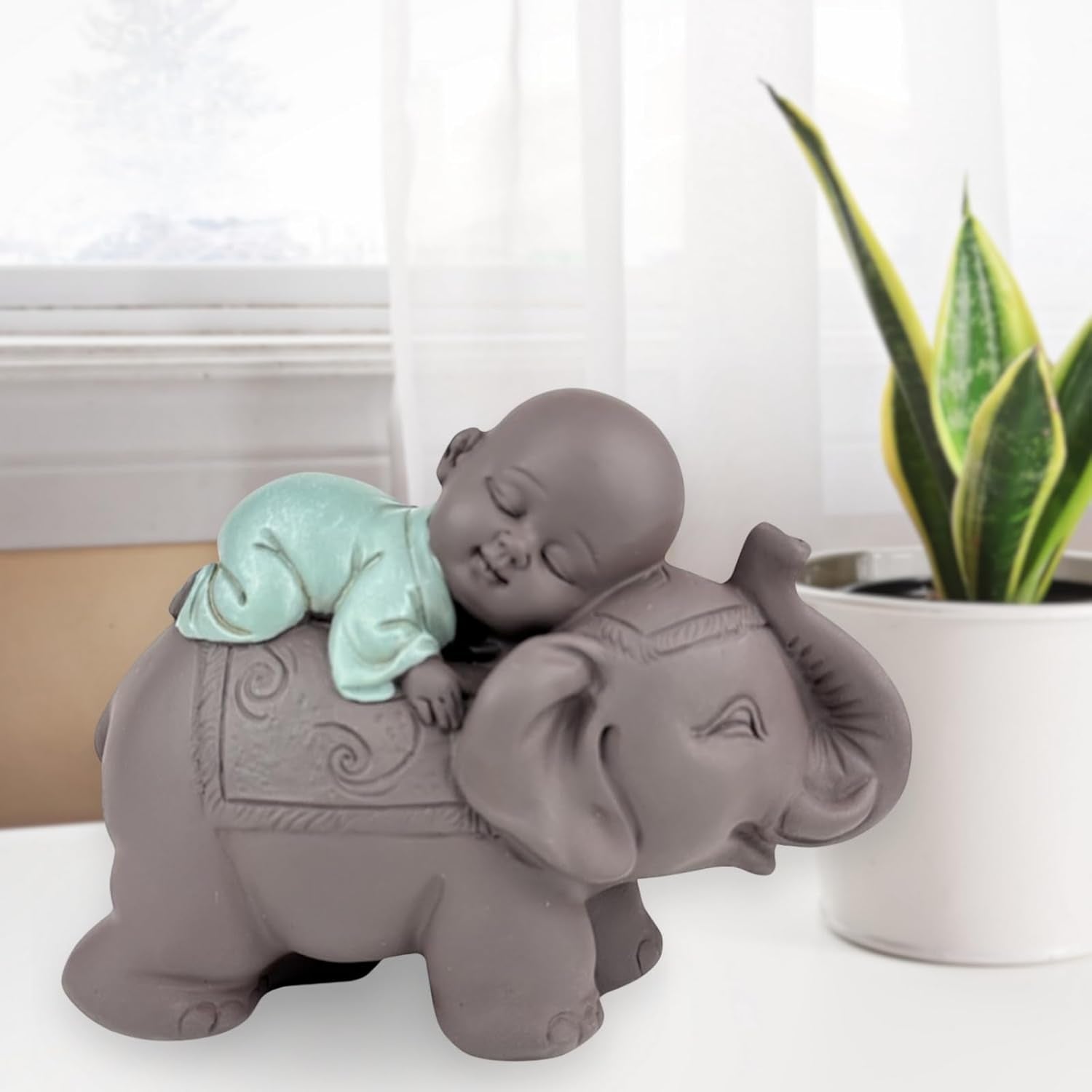 Zen'Light Statua Buddha Bonzo che dorme sull'Elefante - Atmosfera Zen nel tuo spazio sacro - bellissima figura di buon auspicio -H 9,5 cm, Marrone e Verde Statue e sculture Naty Shop