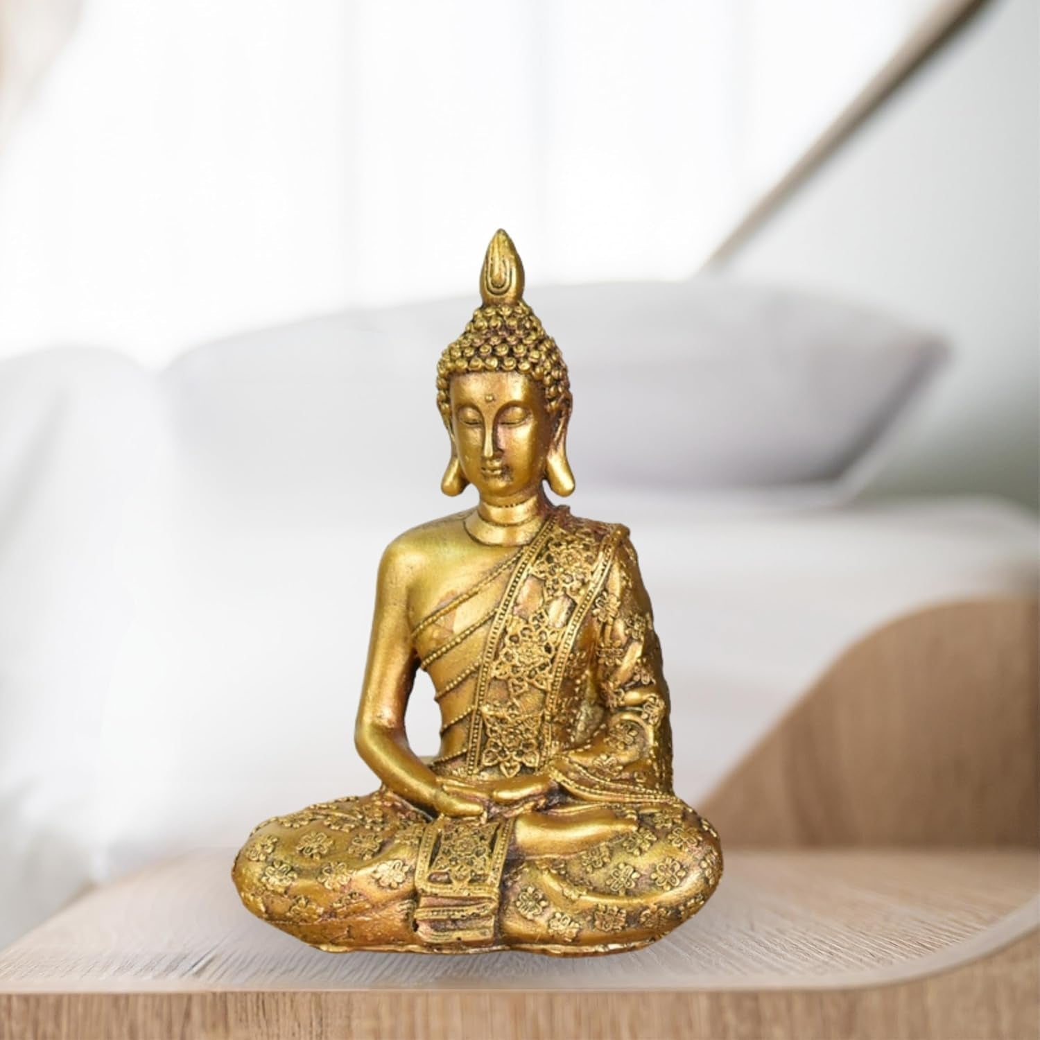 Zen'Light - Statuetta con testa di Buddha Sanci - Decorazione per Zen, meditazione e feng shui - Regalo per un'atmosfera rilassante e spirituale - Statua di Buddha - Altezza: 18 cm - Colore: oro Statue e sculture Naty Shop